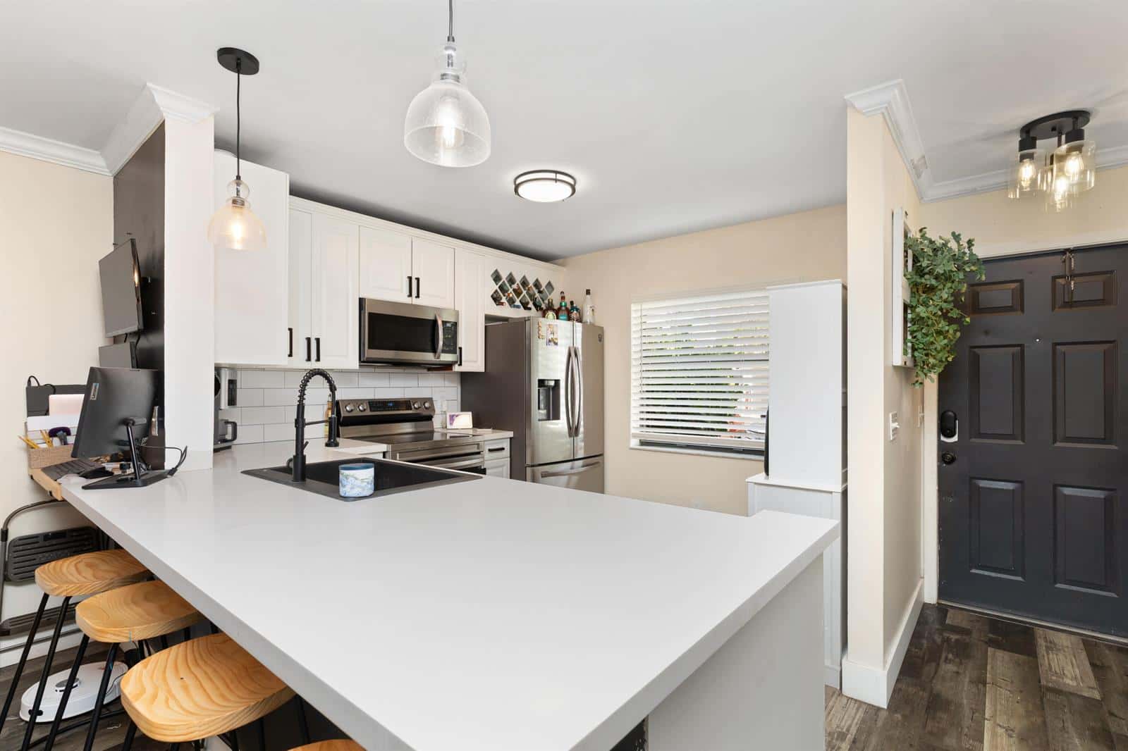 761 NW 106th Avenue, Pembroke Pines, FL 33026 photo 2
