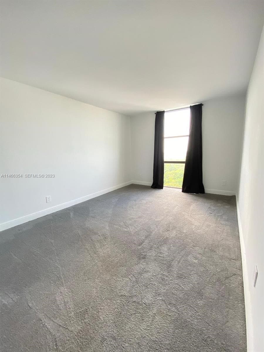 13499 Biscayne Blvd # 1505, North Miami, FL 33181 photo 12