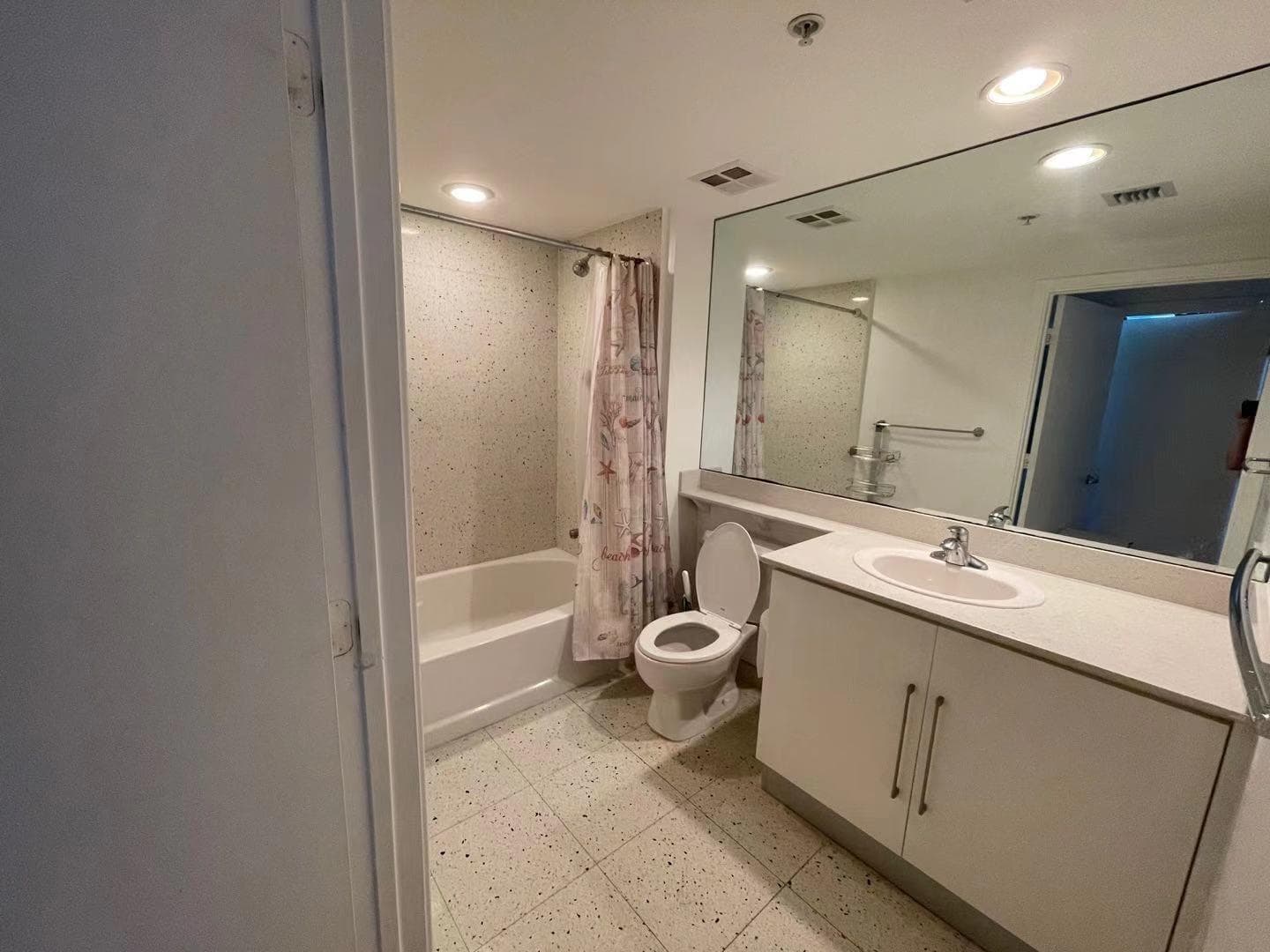 335 S Biscayne Boulevard # 4004, Miami, FL 33131 photo 10