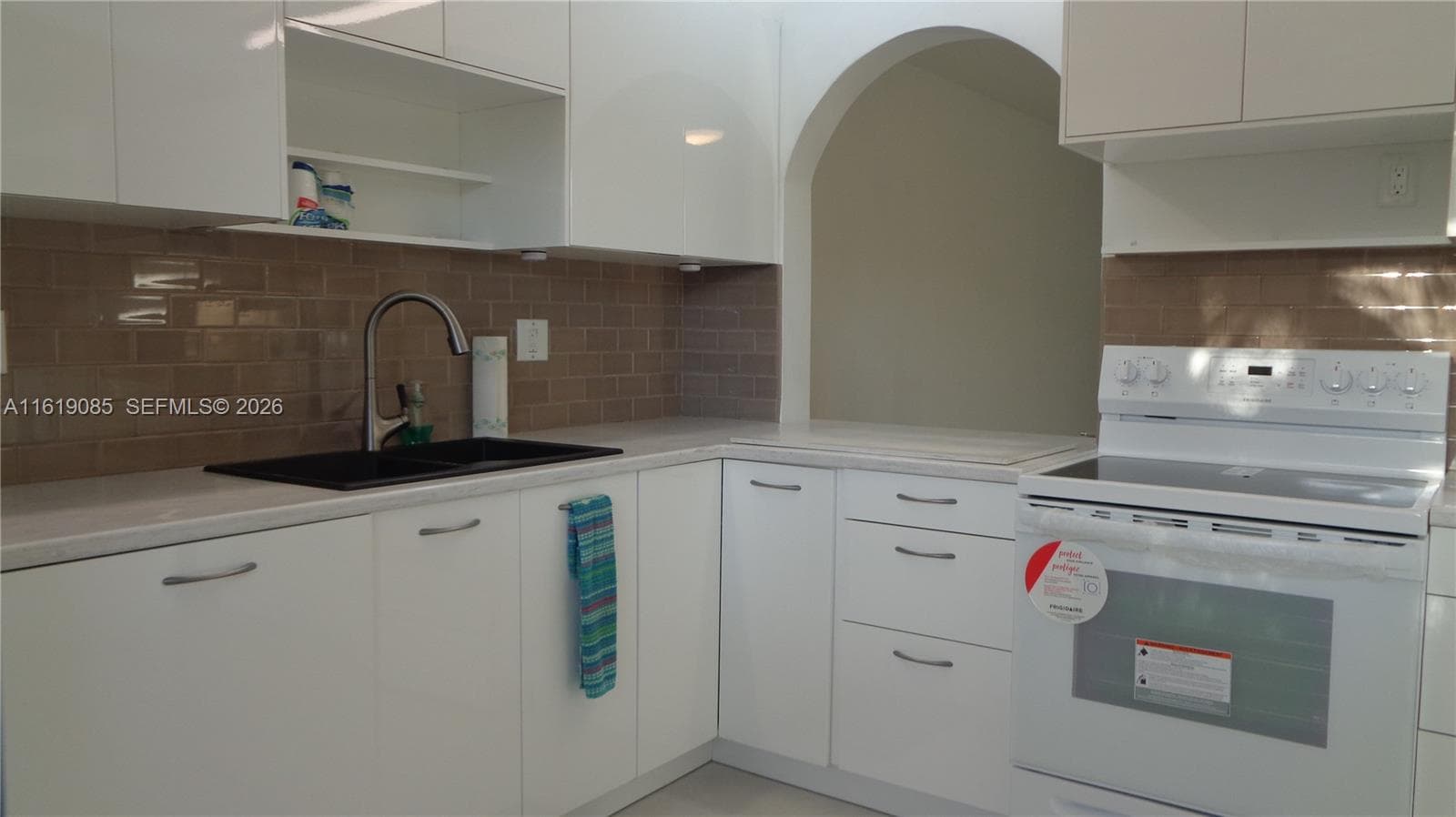 6085 N Sabal Palm Blvd # 204, Tamarac, FL 33319 photo 11