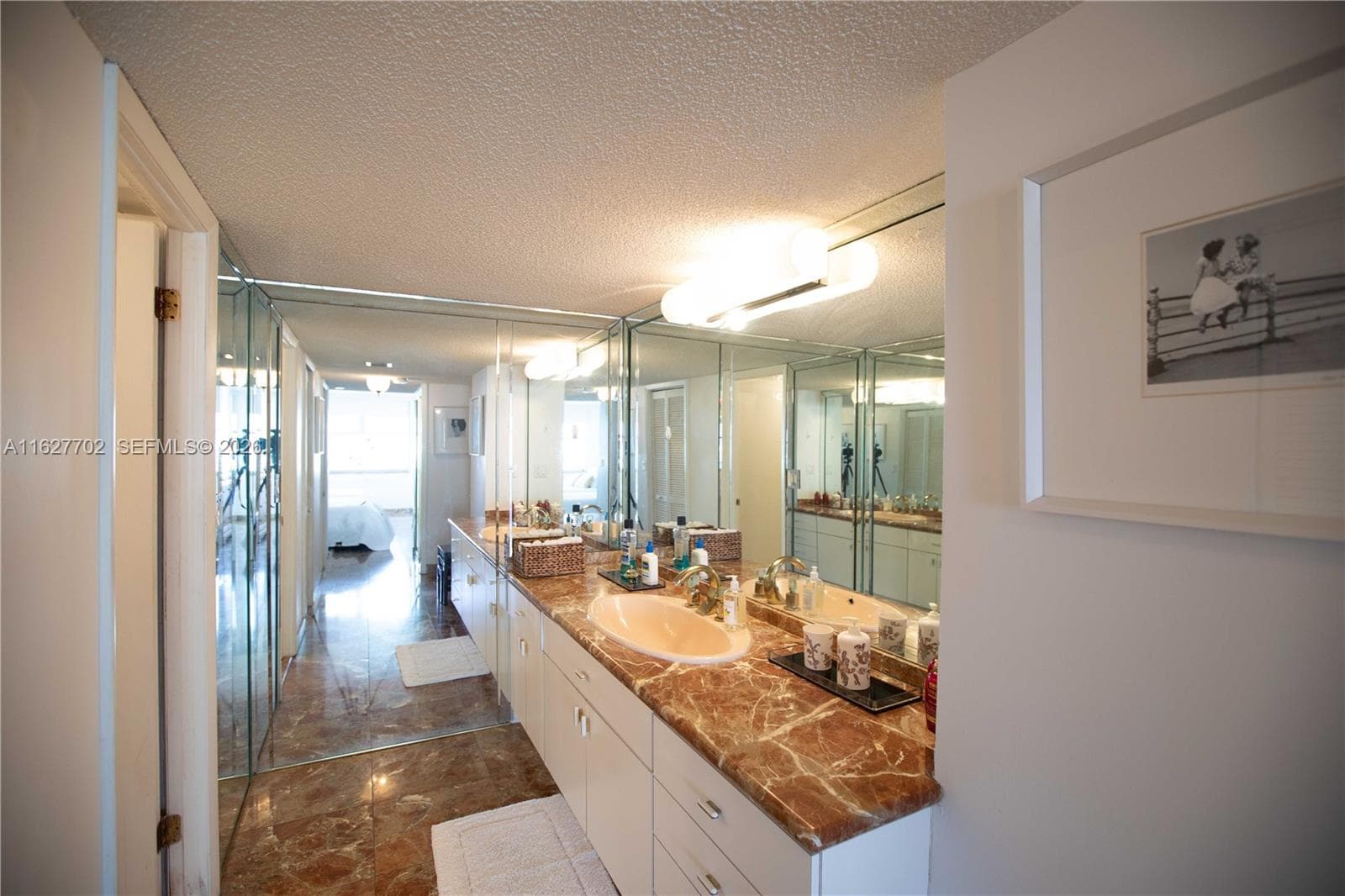 6039 Collins Ave # 1728, Miami Beach, FL 33140 photo 12