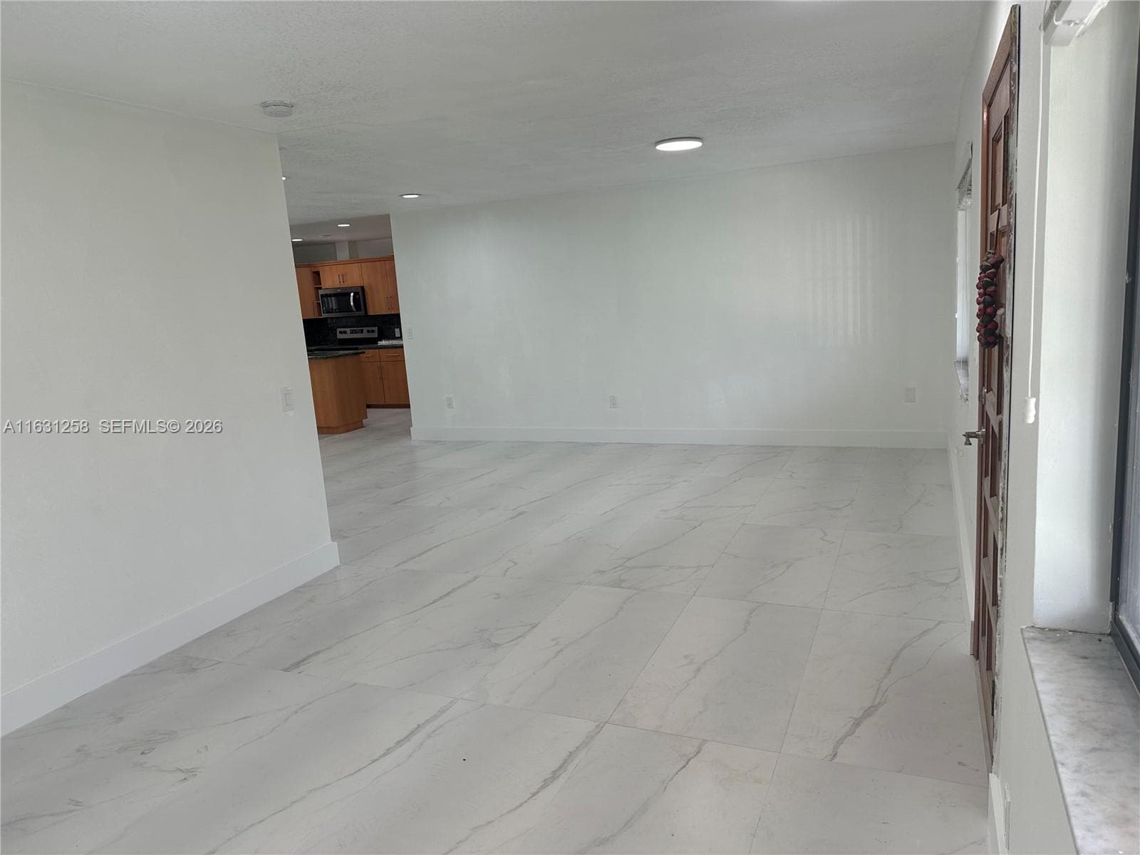 324 E 34th St, Hialeah, FL 33013 photo 5