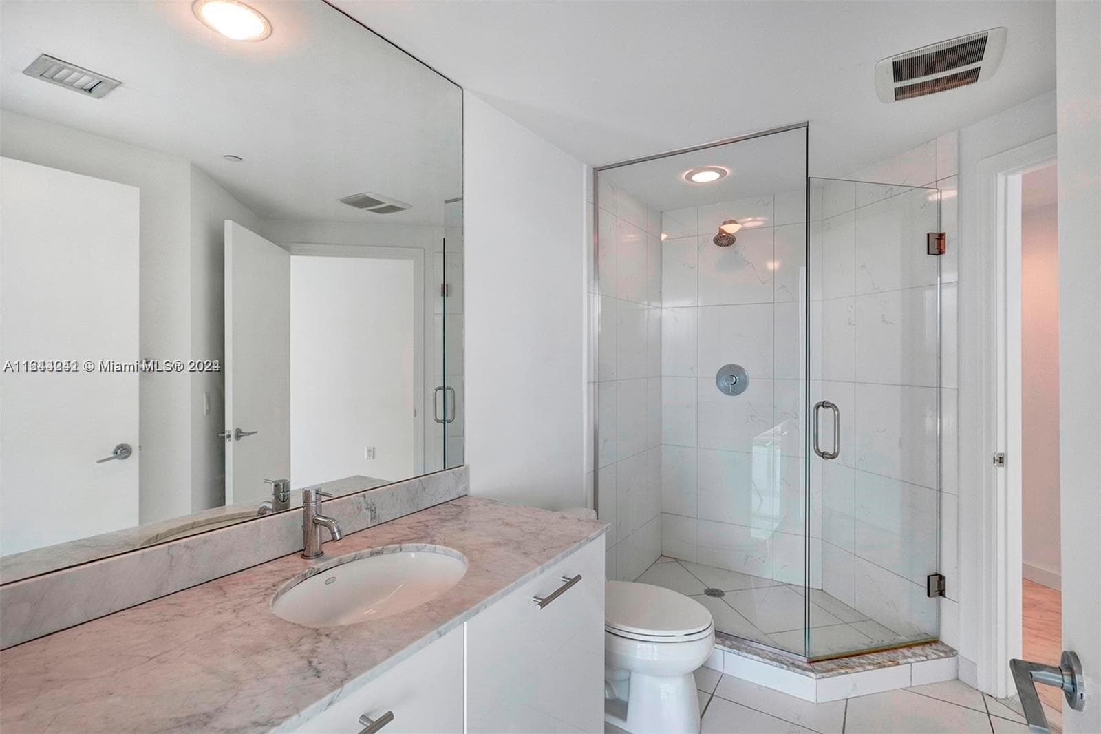 55 SE 6th St # 3401, Miami, FL 33131 photo 12