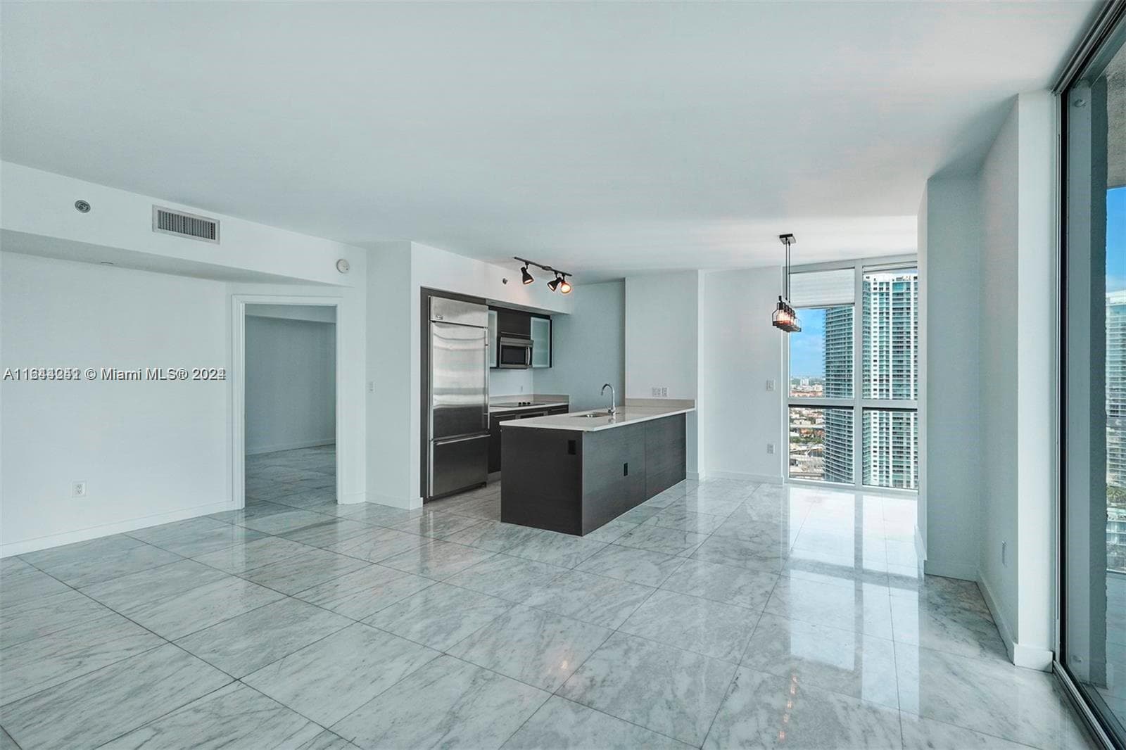 55 SE 6th St # 3401, Miami, FL 33131 photo 10