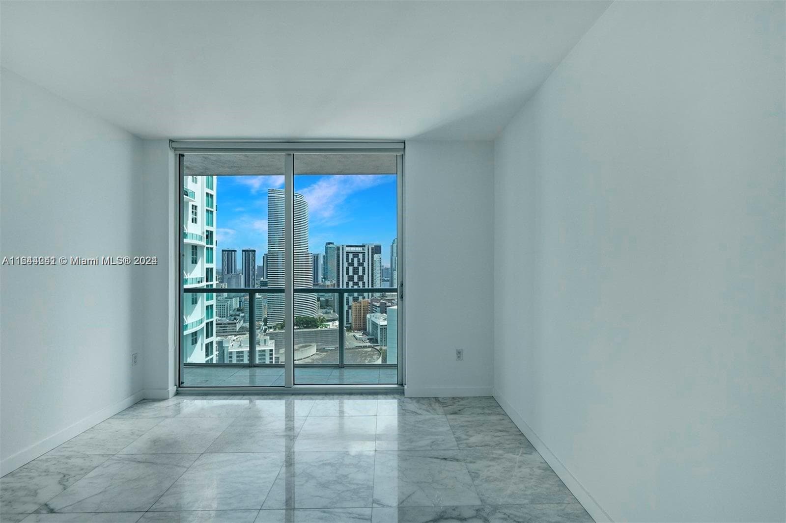 55 SE 6th St # 3401, Miami, FL 33131 photo 11