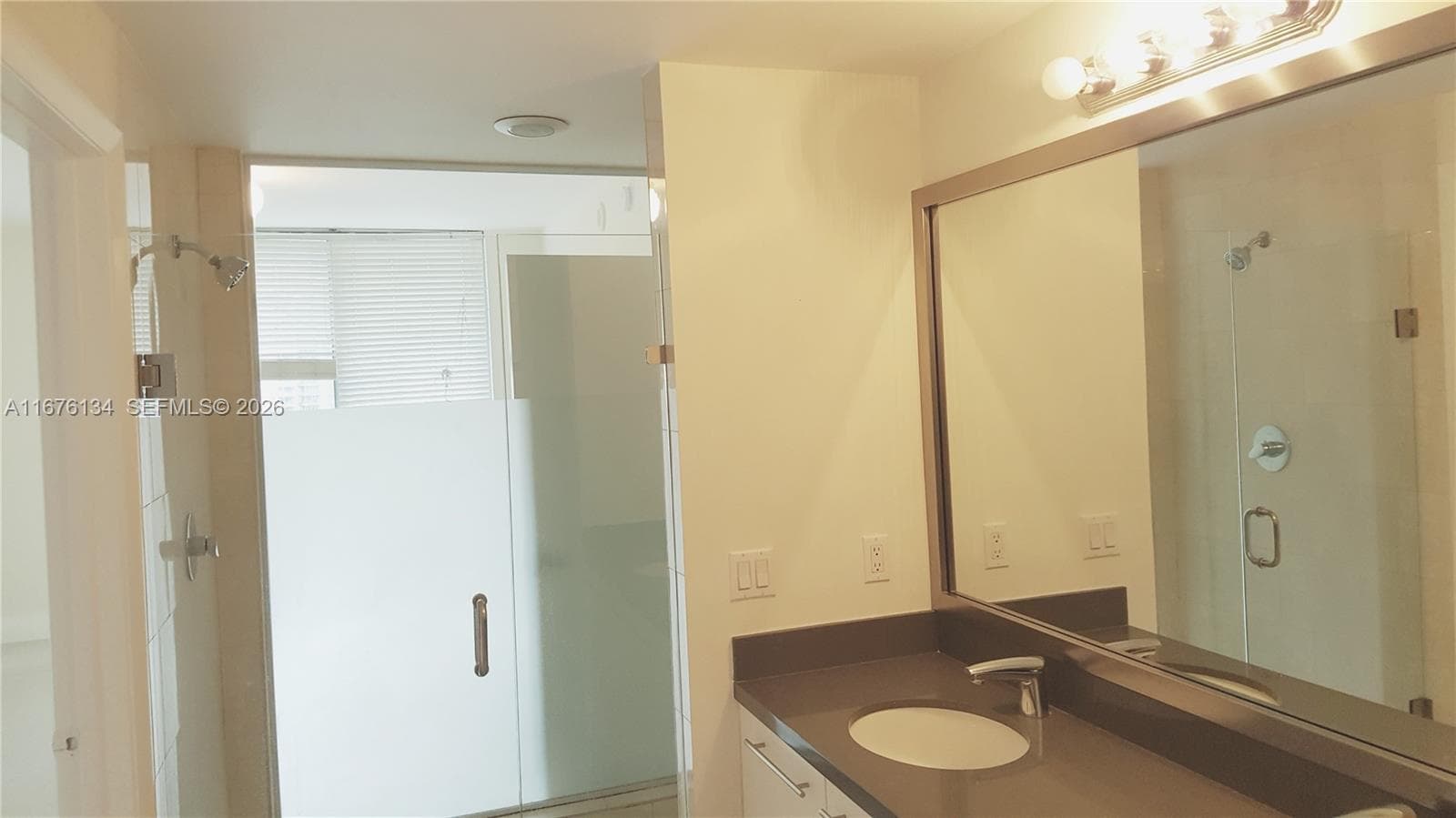 90 SW 3 ST # 3210, Miami, FL 33130 photo 9