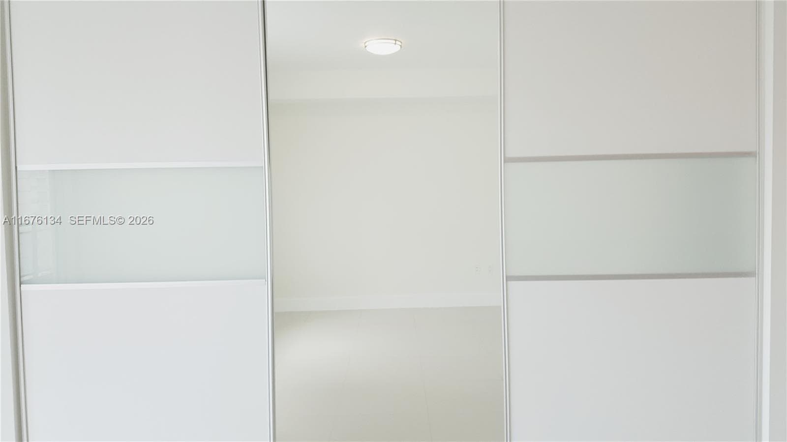 90 SW 3 ST # 3210, Miami, FL 33130 photo 11
