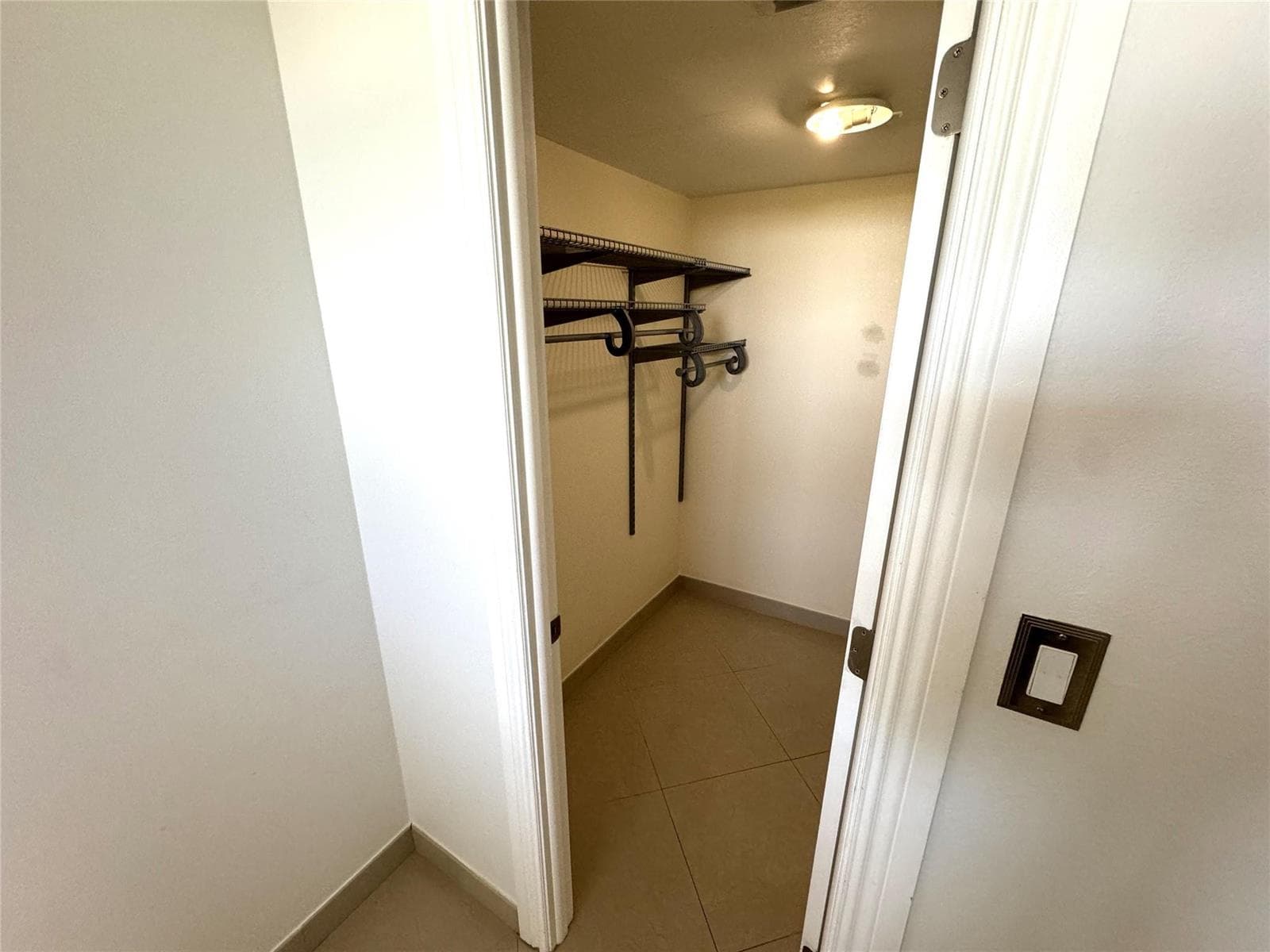 4800 Bayview Drive # 406, Fort Lauderdale, FL 33308 photo 12