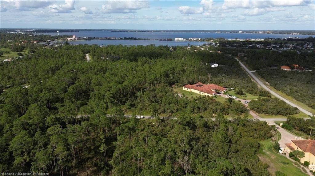 3029 Hawks Landing Circle, Sebring, FL 33875 photo 10