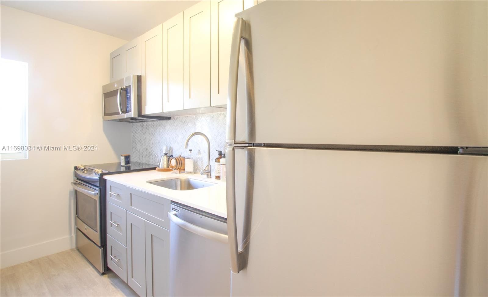 6238 SW 59th Pl # 10, South Miami, FL 33143 photo 7