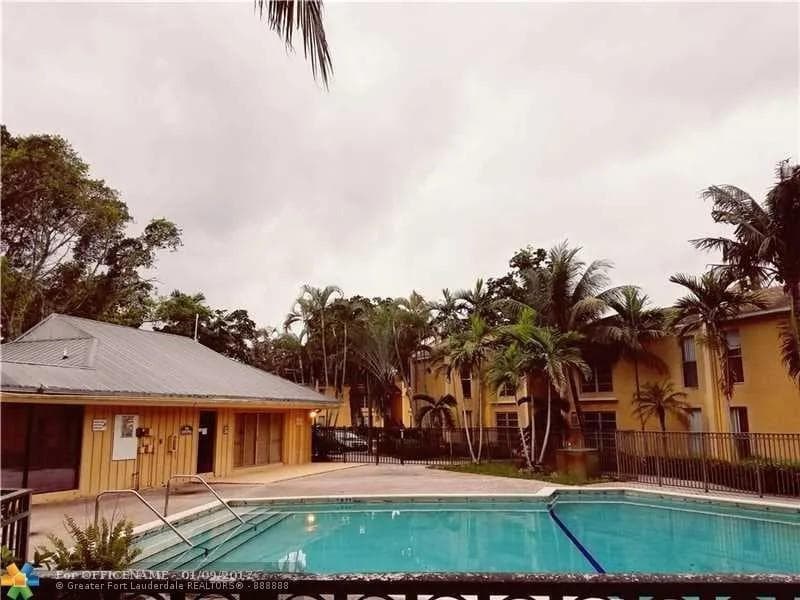 4425 Treehouse Lane # A, Tamarac, FL 33319 photo 9