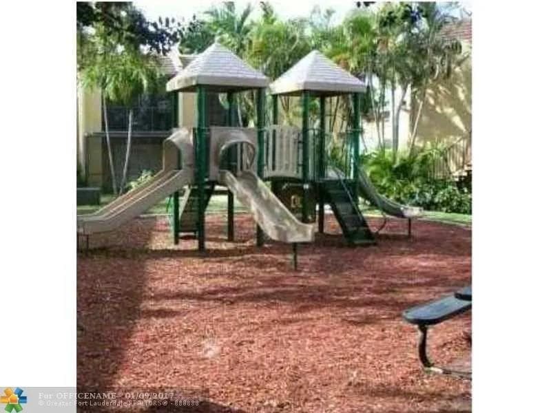 4425 Treehouse Lane # A, Tamarac, FL 33319 photo 8