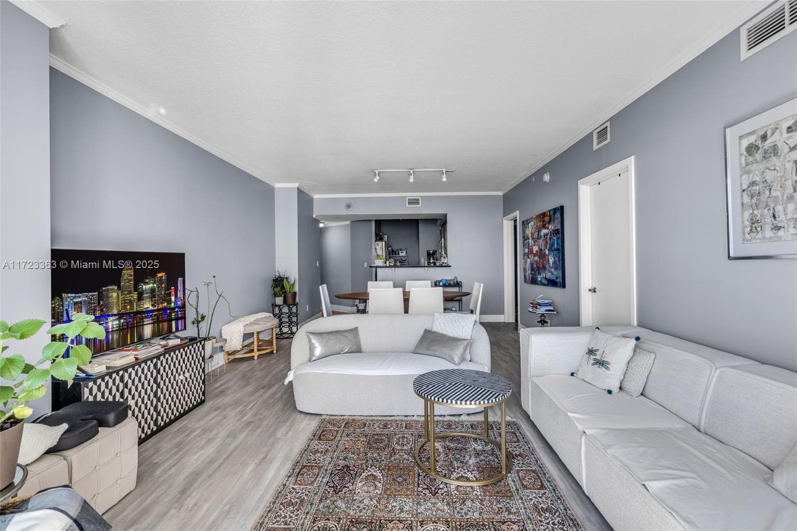 325 S Biscayne Blvd # 3726, Miami, FL 33131 photo 8