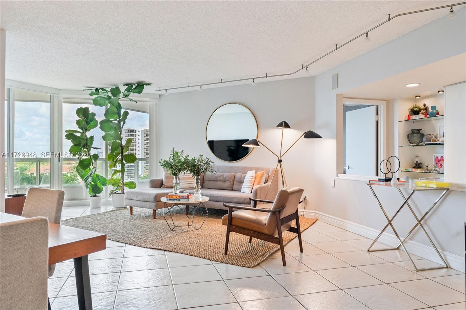 21205 Yacht Club Dr # 805, Aventura, FL 33180 photo 6