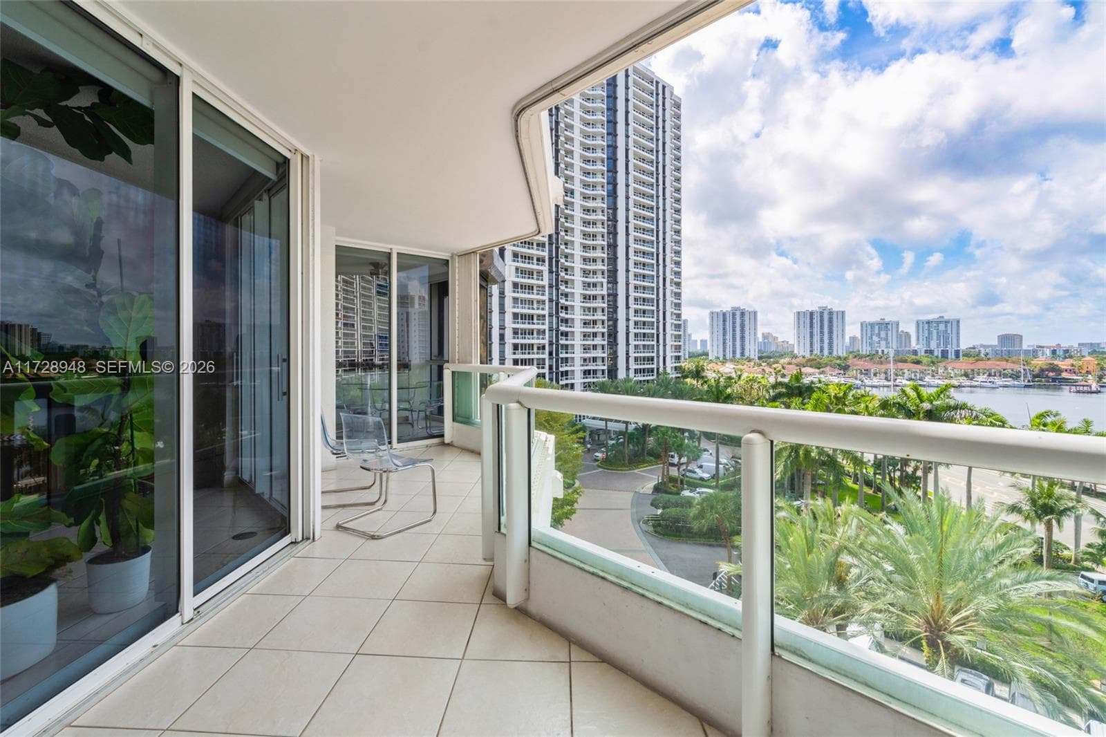 21205 Yacht Club Dr # 805, Aventura, FL 33180 photo 13