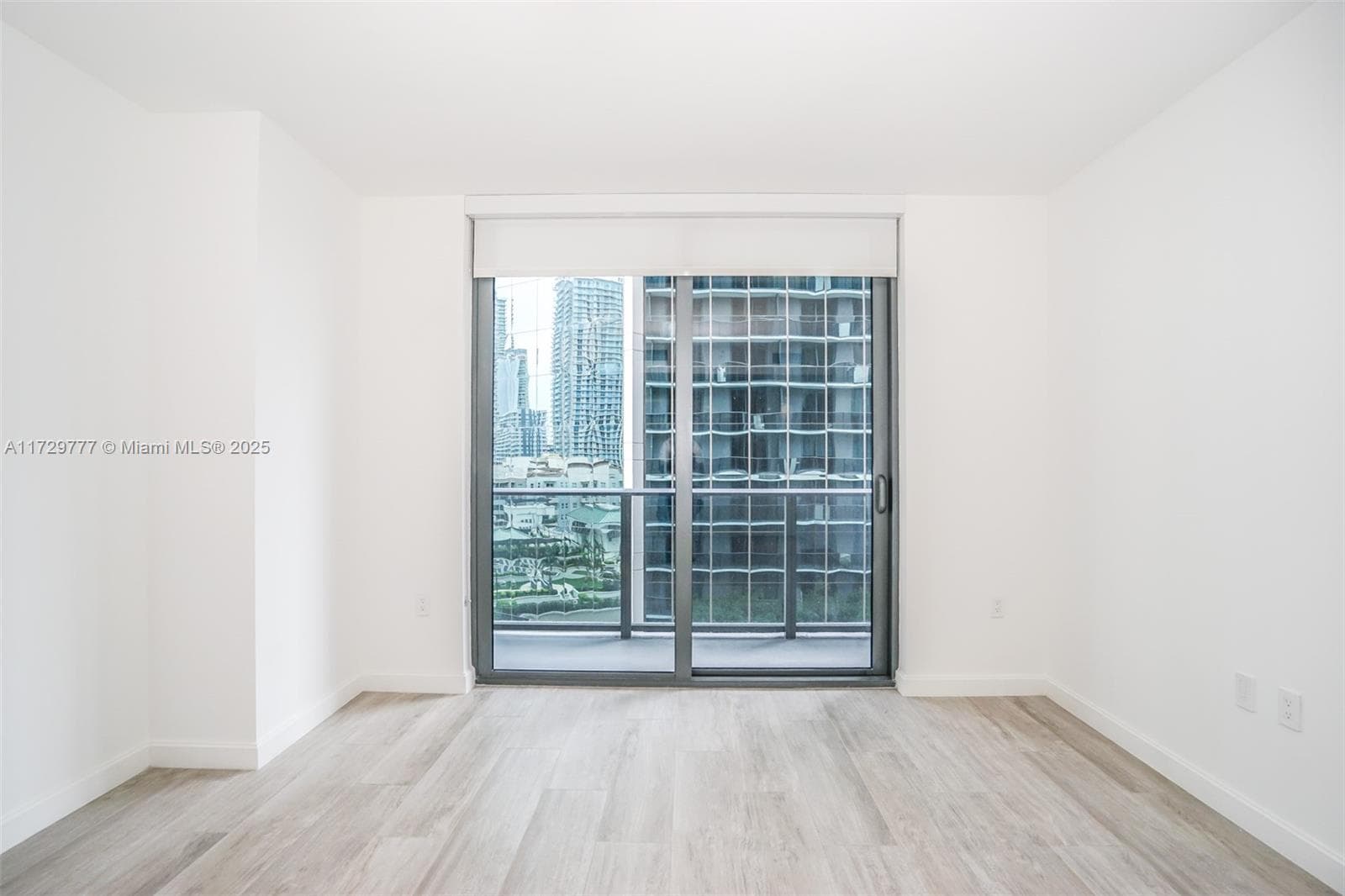 55 SW 9 Street # 1407, Miami, FL 33130 photo 6