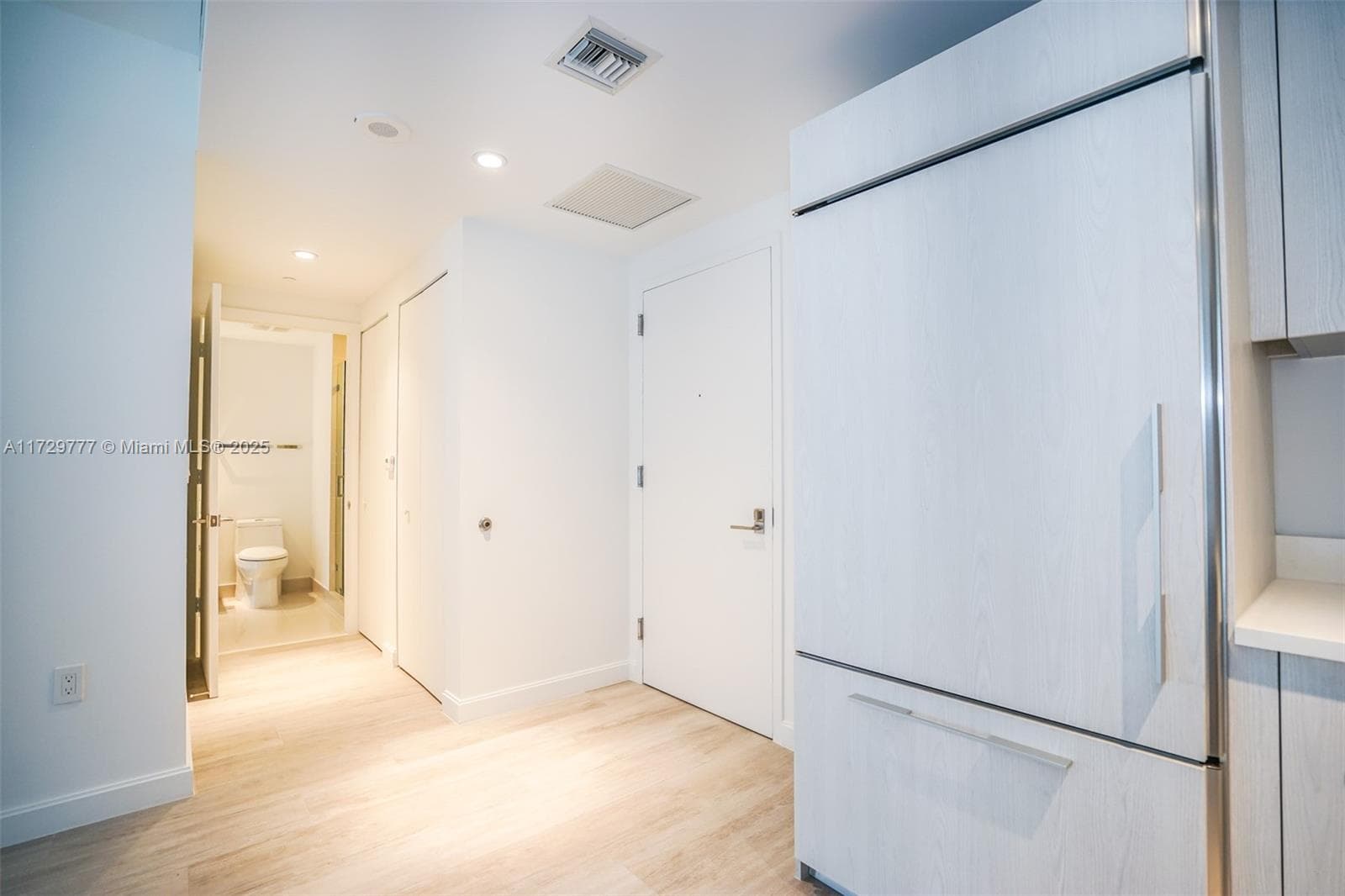55 SW 9 Street # 1407, Miami, FL 33130 photo 8