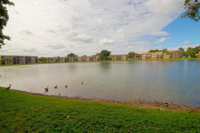 6007 CORAL LAKE Drive # 107, Margate, FL 33063 photo 11