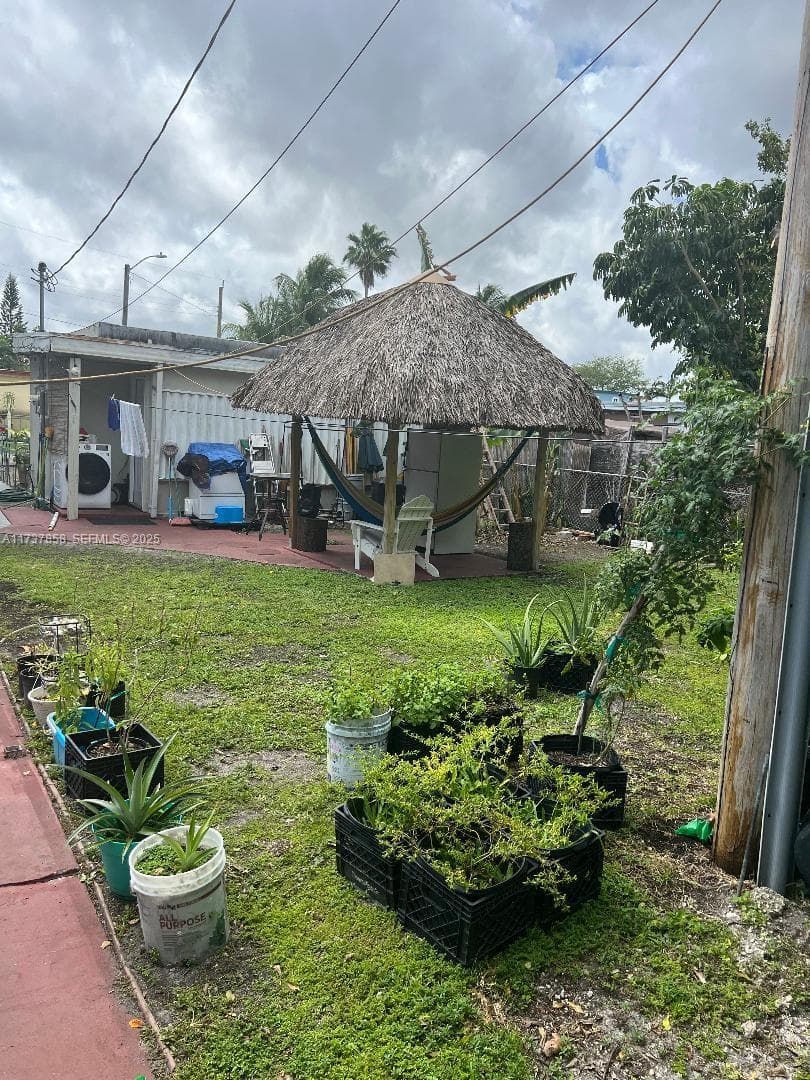 2381 NE 137 ST, North Miami Beach, FL 33181 photo 10