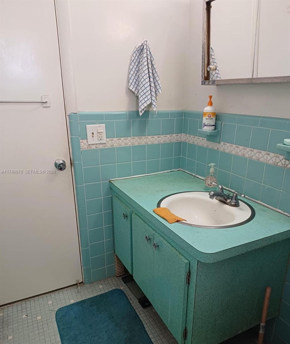 17090 NE 14th Ave # 314, Miami, FL 33162 photo 11