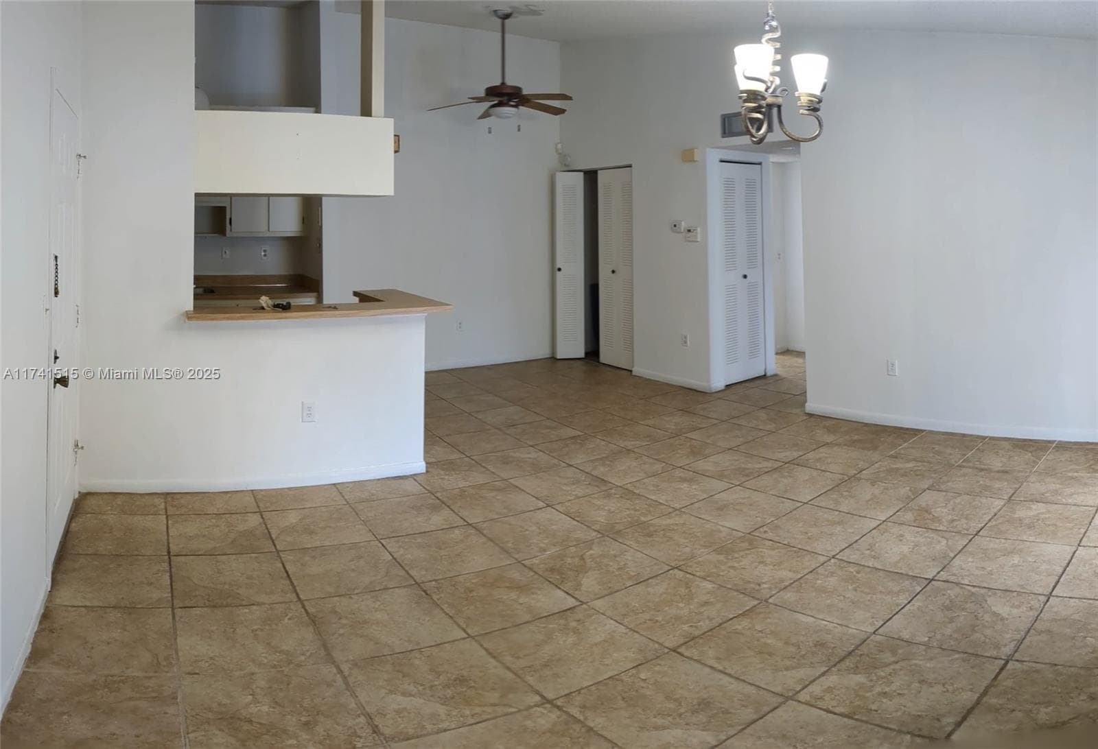 917 NE 199th St # 206, Miami, FL 33179 photo 8
