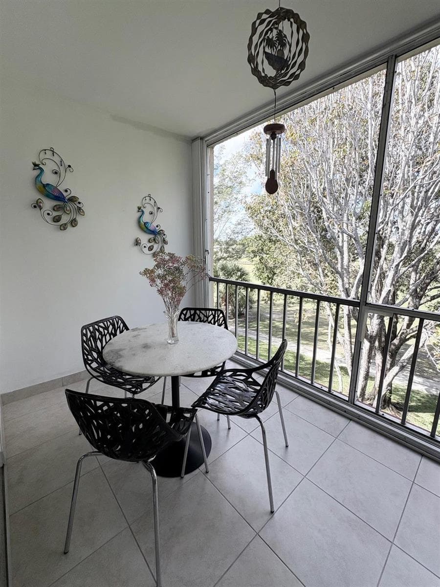 1055 Country Club Drive # 404, Margate, FL 33063 photo 10