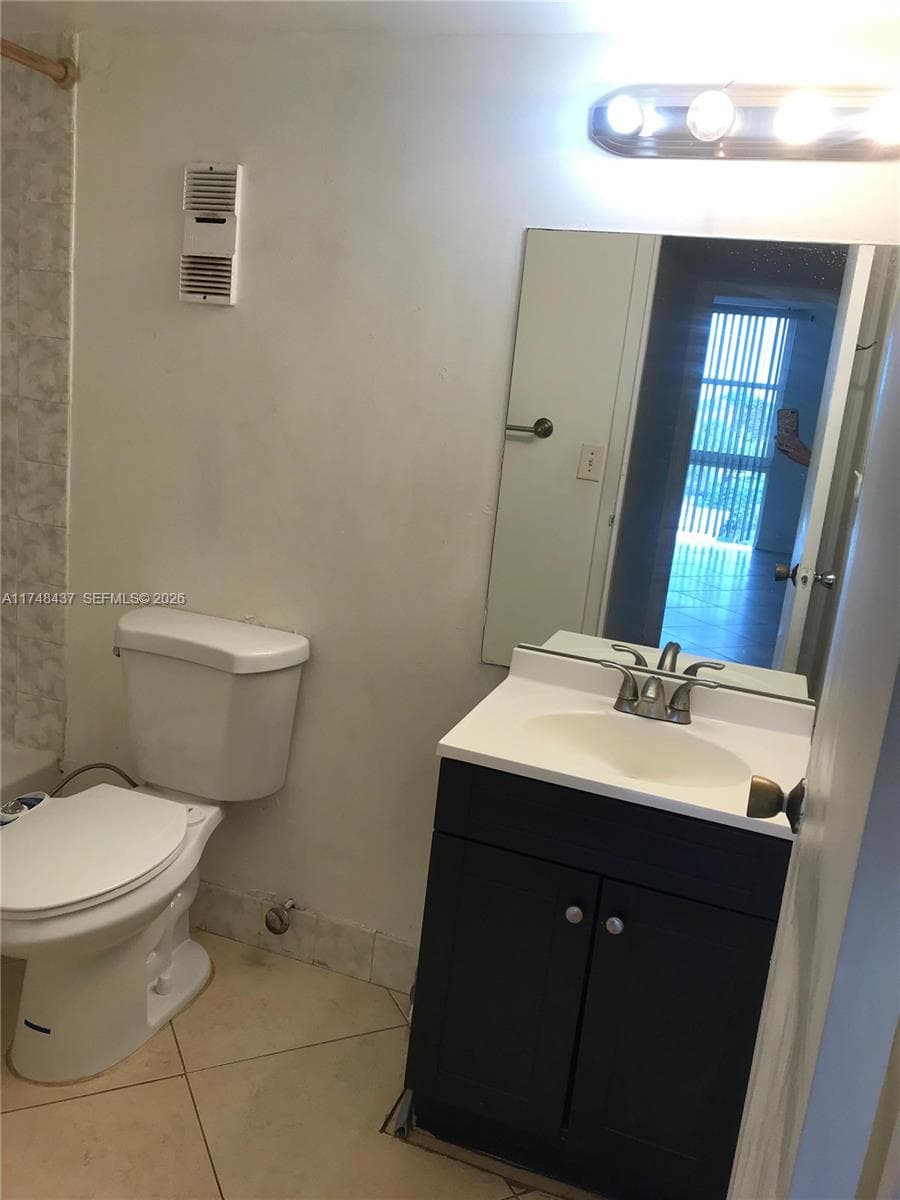 16950 W Dixie Hwy A631 Hwy # 631, North Miami Beach, FL 33160 photo 12