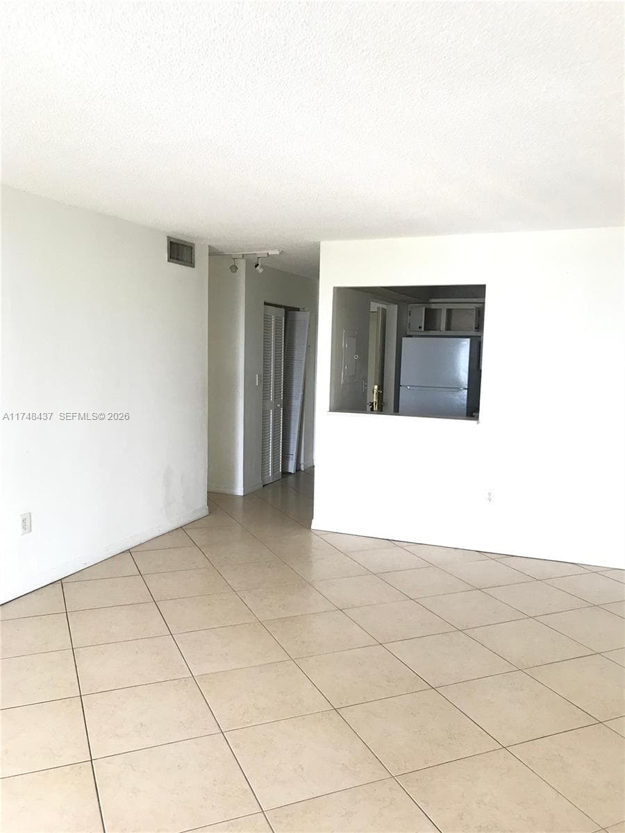 16950 W Dixie Hwy A631 Hwy # 631, North Miami Beach, FL 33160 photo 9