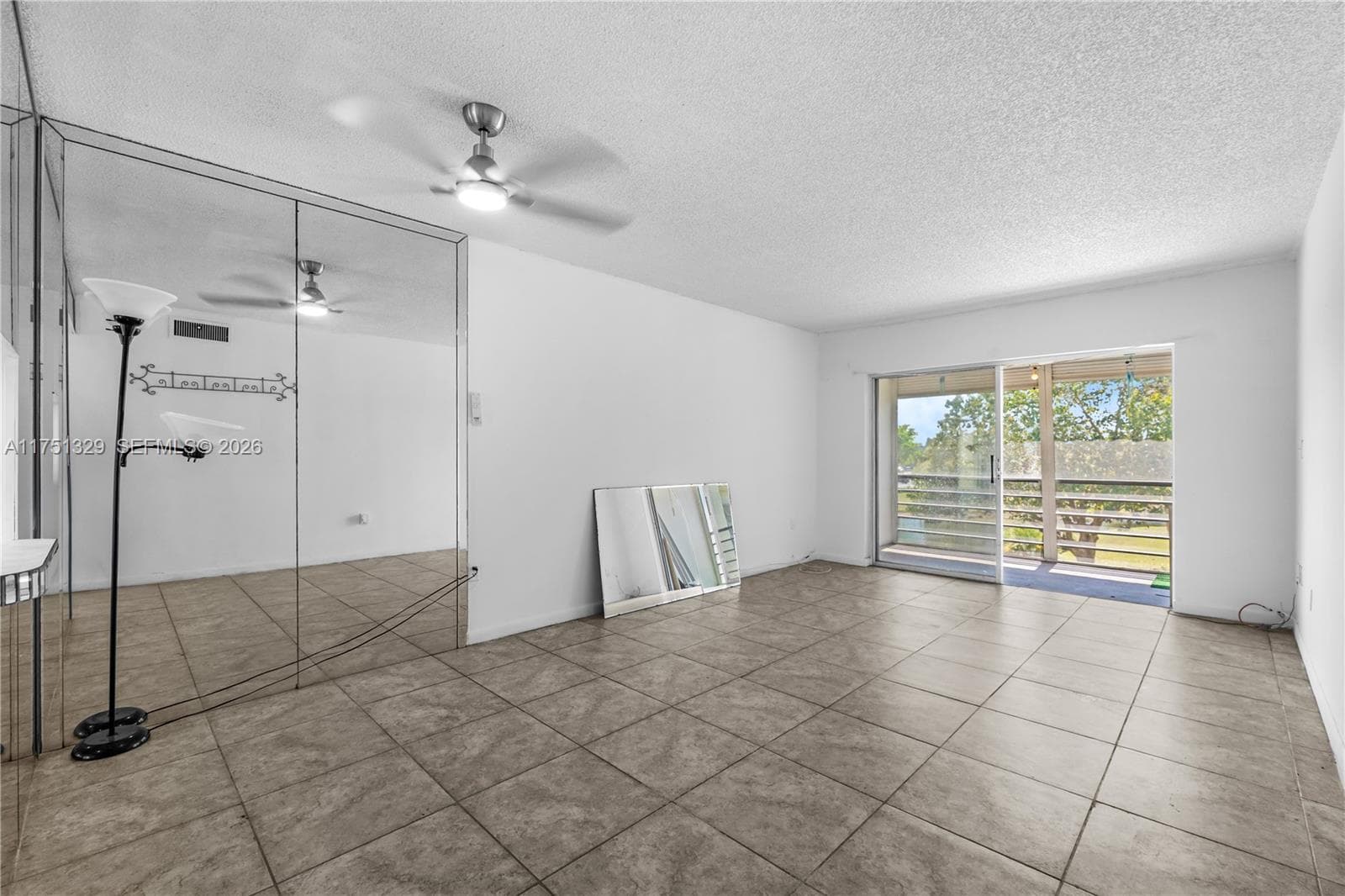 8450 Sunrise Lakes Blvd # 306, Sunrise, FL 33322 photo 11