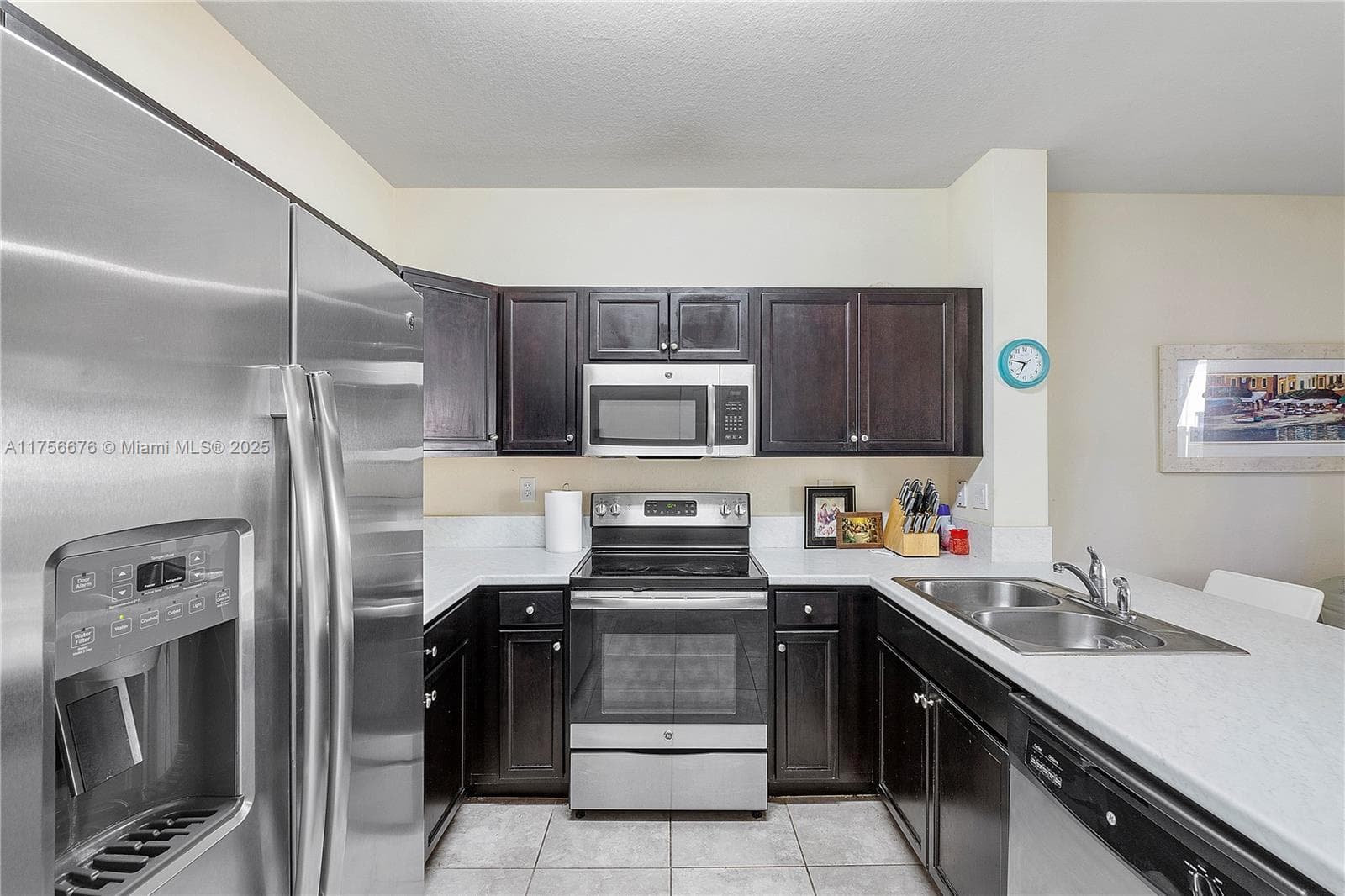 142 SE 28th Ter # 11, Homestead, FL 33033 photo 11