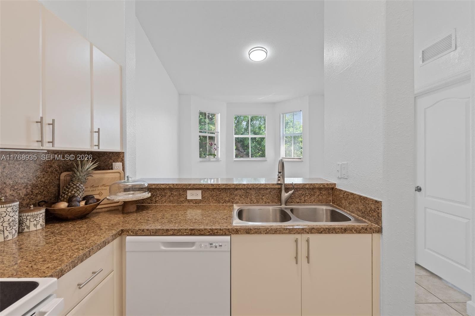 2731 SE 17th Ave # 211, Homestead, FL 33035 photo 11