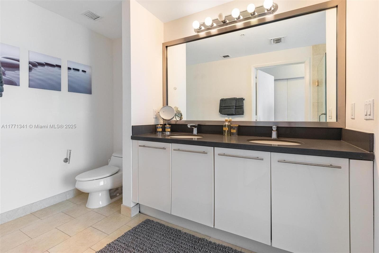 90 SW 3rd St # 4103, Miami, FL 33130 photo 13