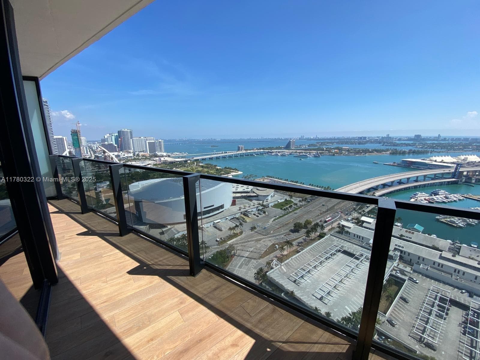 398 NE 5th St # 2910, Miami, FL 33132 photo 10