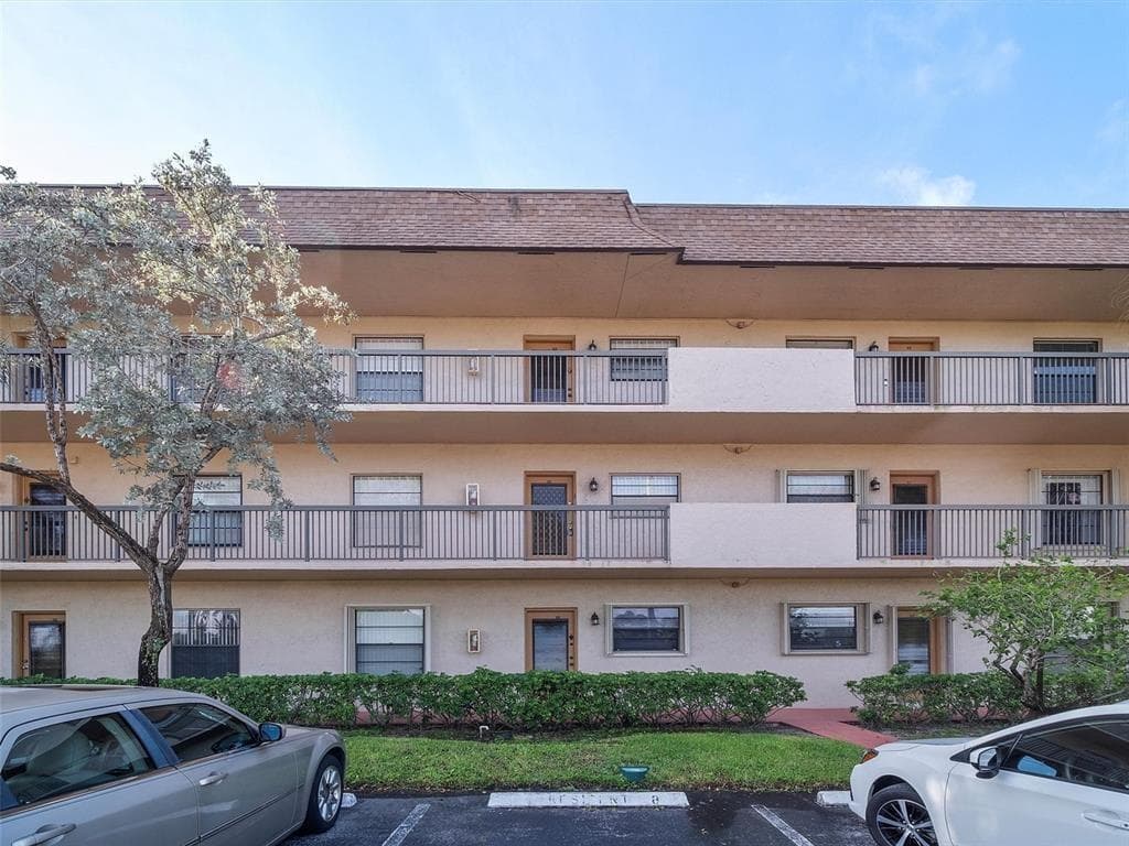 6095 N Sabal Palm Boulevard # 212, Tamarac, FL 33319 photo 7