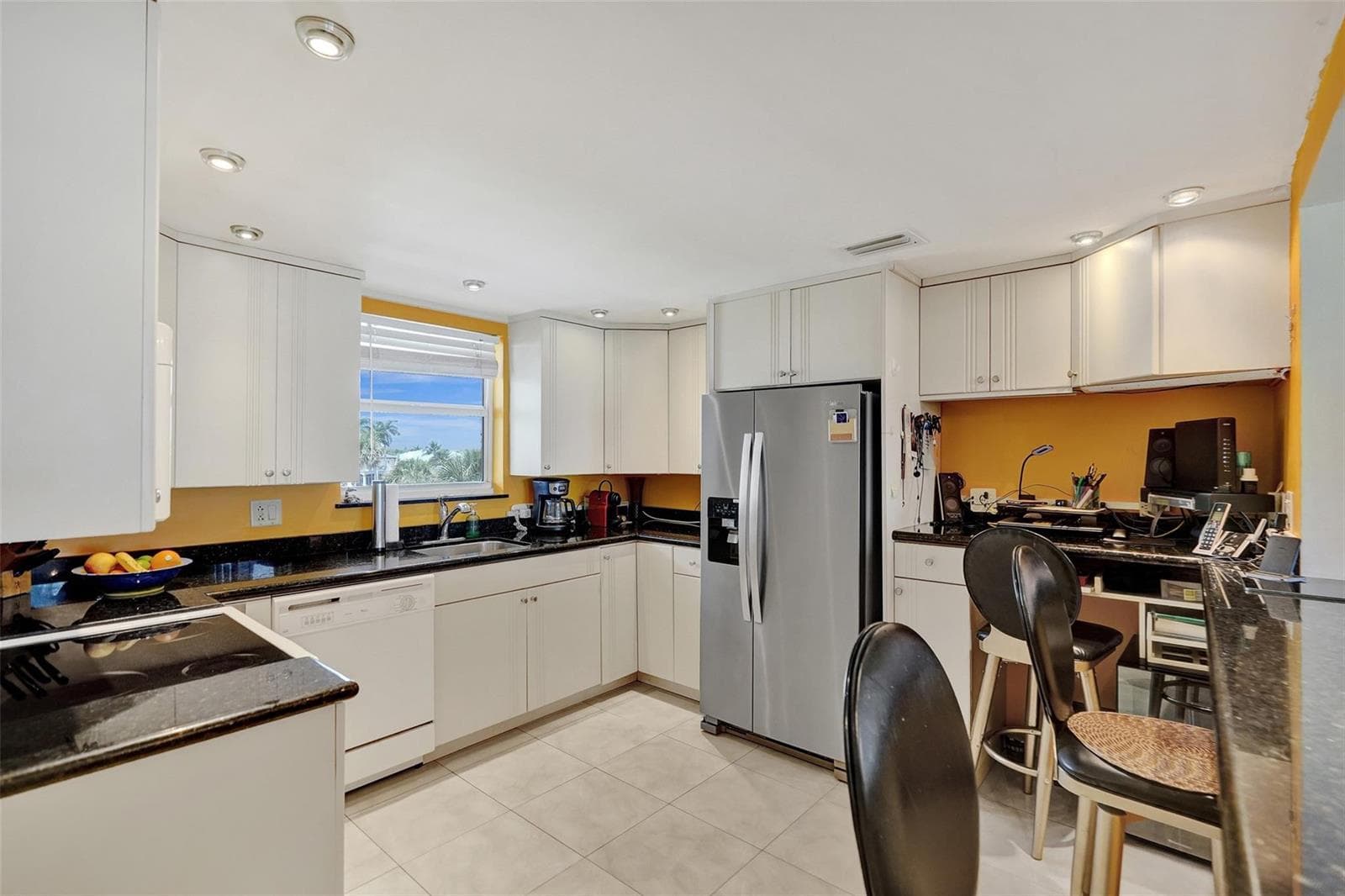1051 Hillsboro Mile # 307e, Hillsboro Beach, FL 33062 photo 10