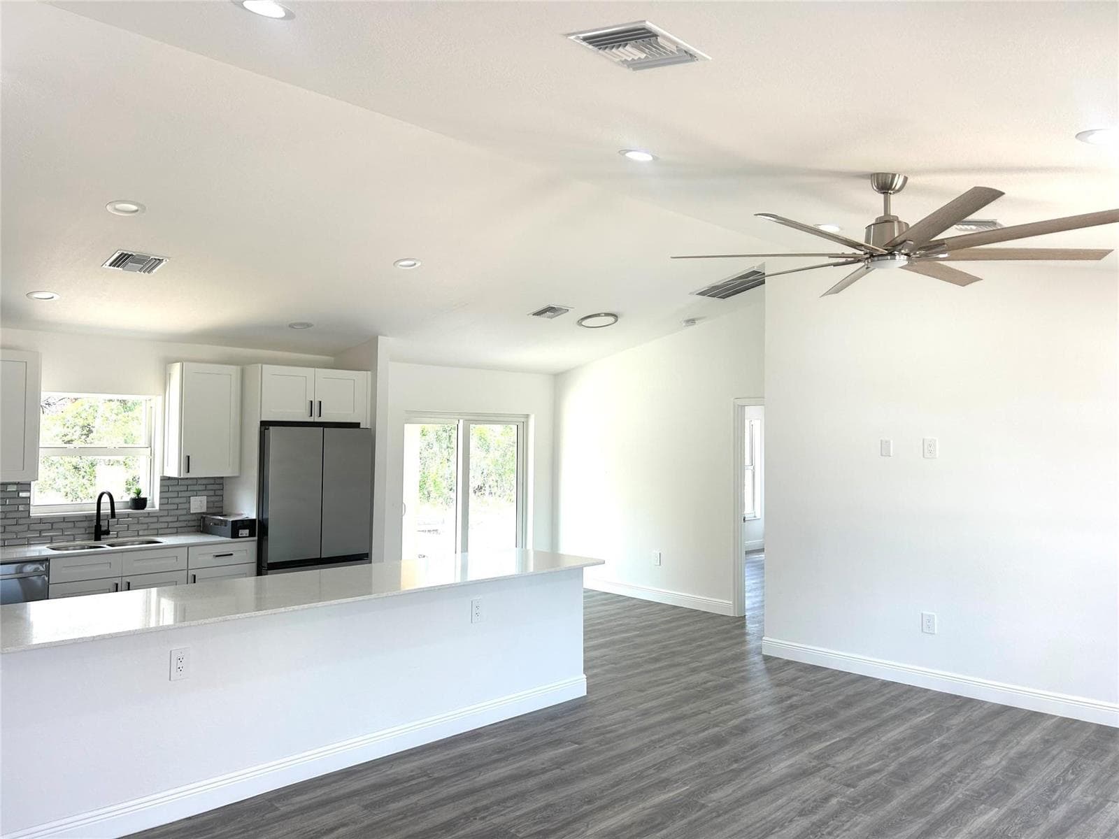 136 Lincoln Road, Lake Placid, FL 33852 photo 6