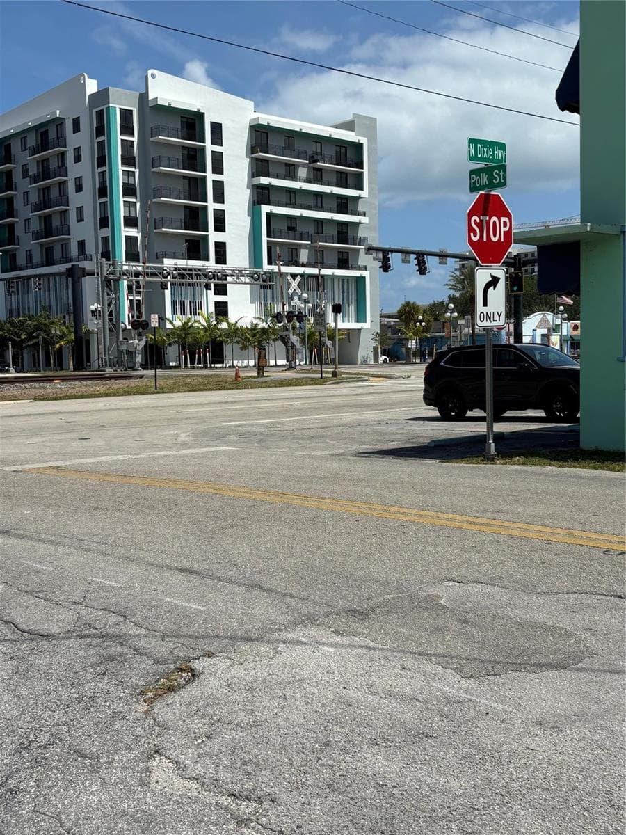 2127 Polk Street, Hollywood, FL 33020 photo 2
