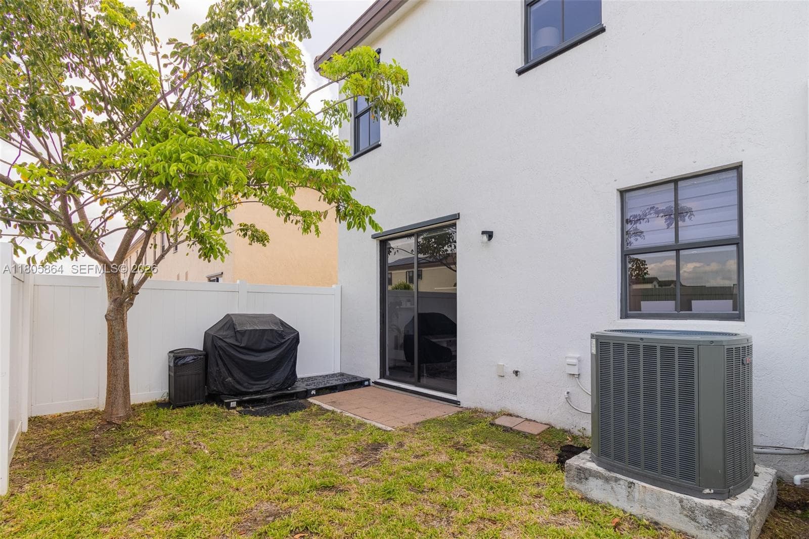 10966 W 33rd Way, Hialeah, FL 33018 photo 6