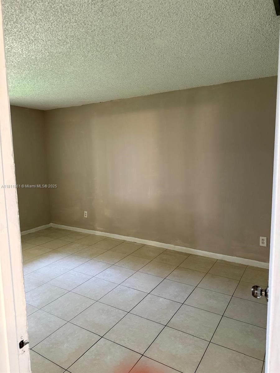 6023 10th Ave N # 215, Green Acres, FL 33463 photo 13