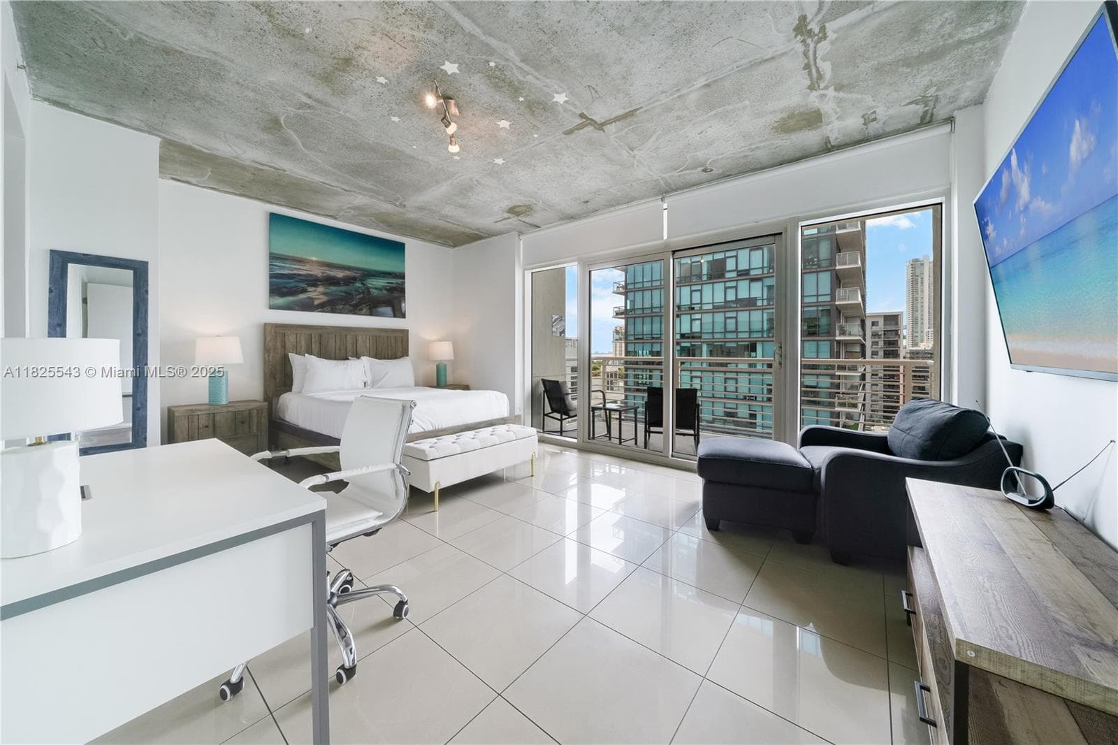 3250 NE 1st Ave # 1016, Miami, FL 33137 photo 10