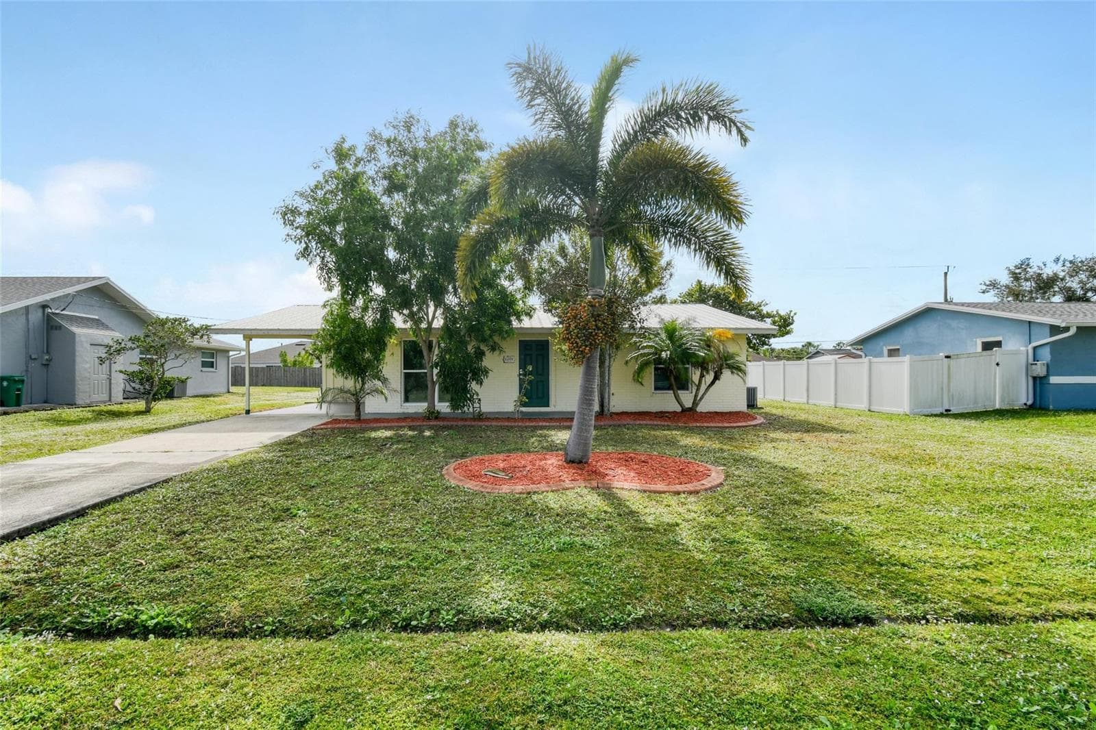 118 SW Ray Avenue, Port St. Lucie, FL 34983 photo 3
