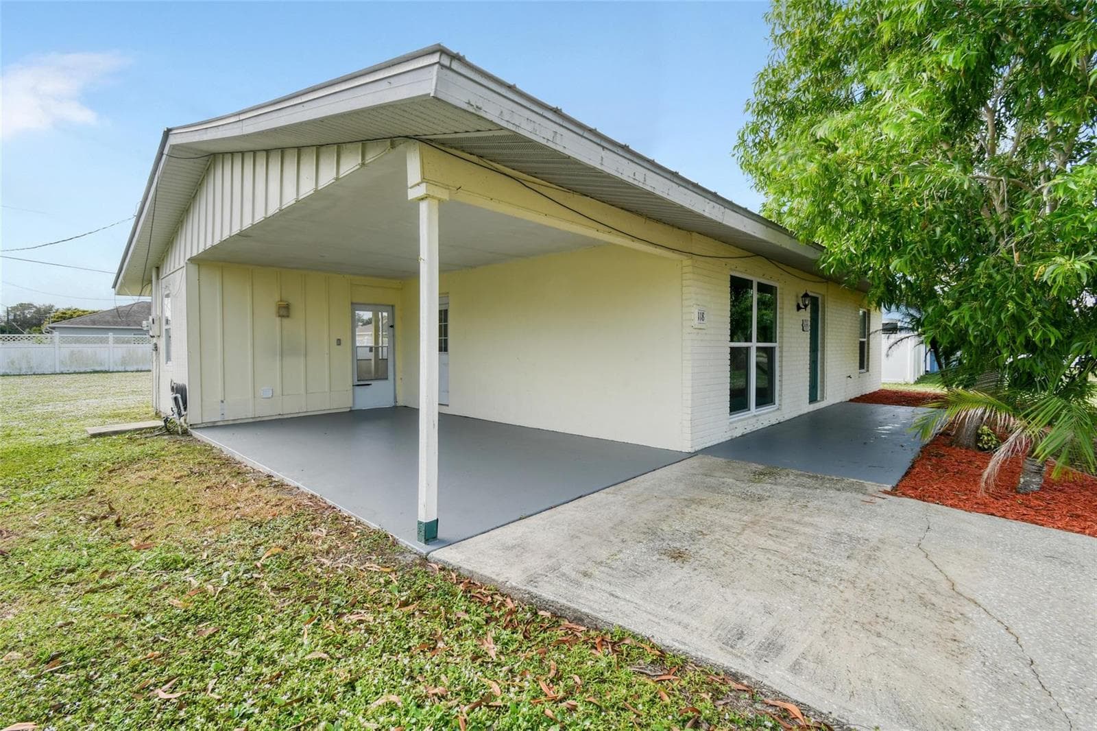 118 SW Ray Avenue, Port St. Lucie, FL 34983 photo 5