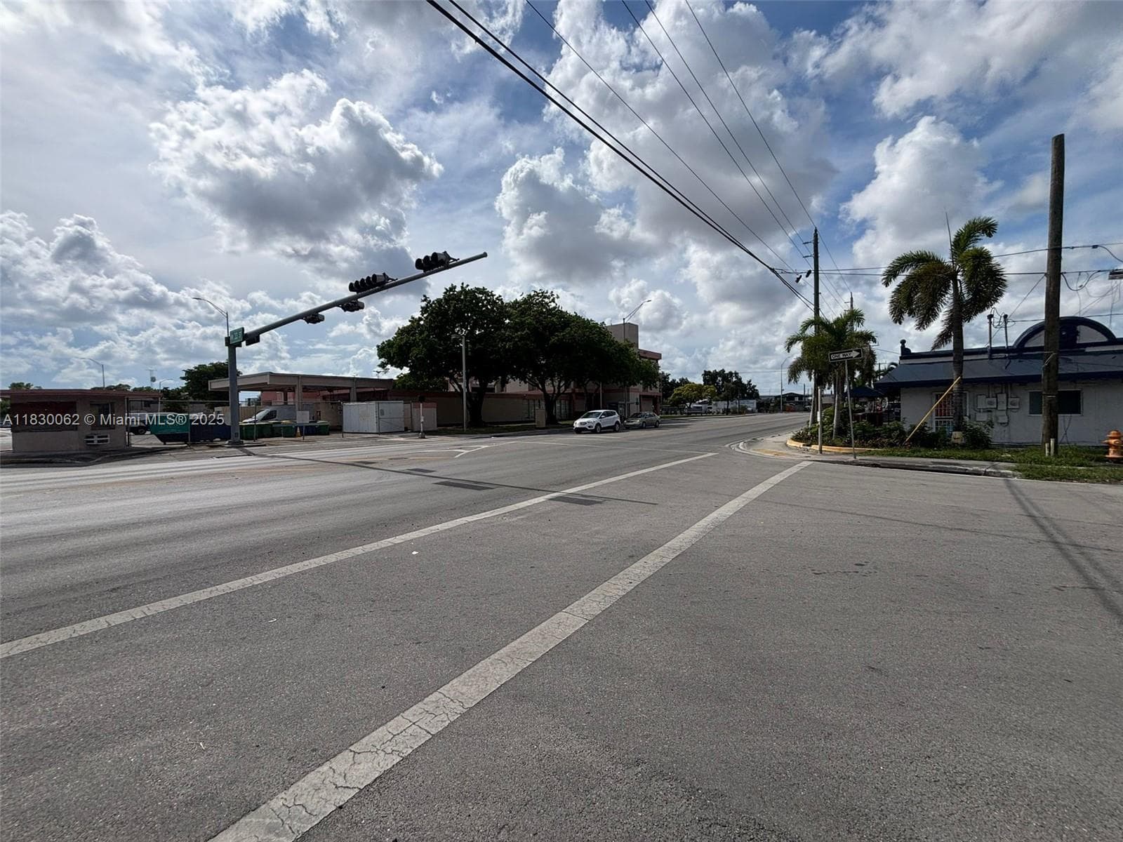 3186 NW 33rd St, Miami, FL 33142 photo 9