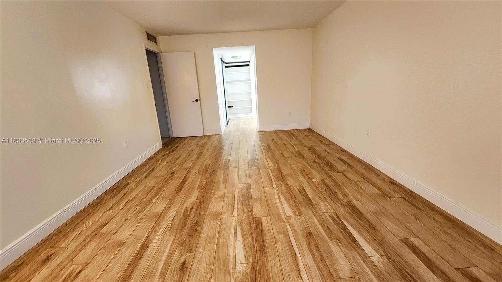 18051 Biscayne Blvd # 1705, Aventura, FL 33160 photo 13