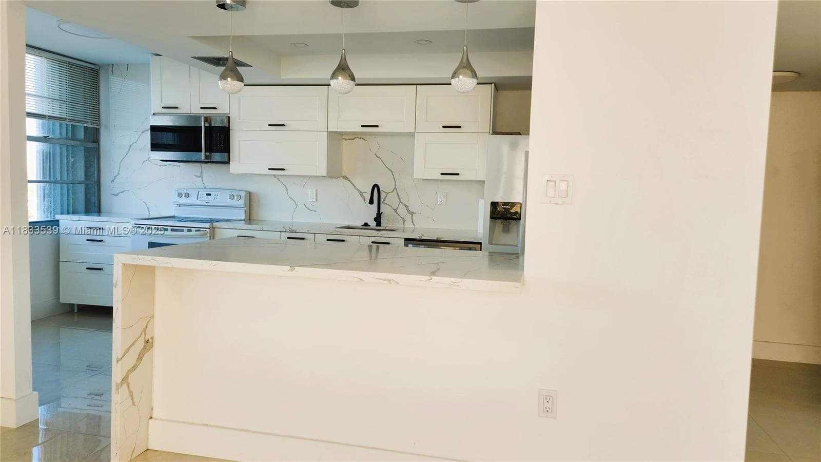 18051 Biscayne Blvd # 1705, Aventura, FL 33160 photo 8