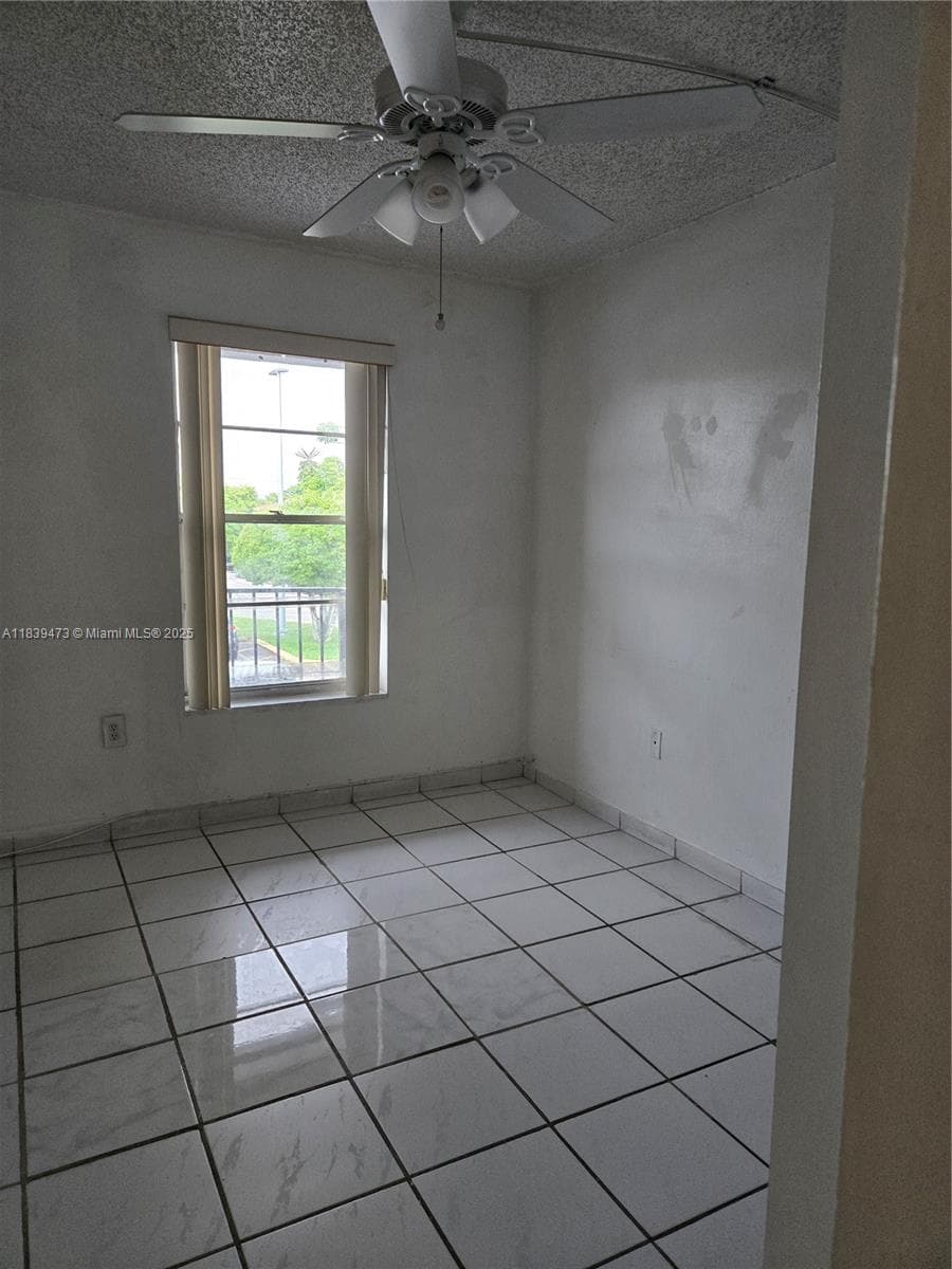5755 W 20 Ave # 206, Hialeah, FL 33012 photo 10