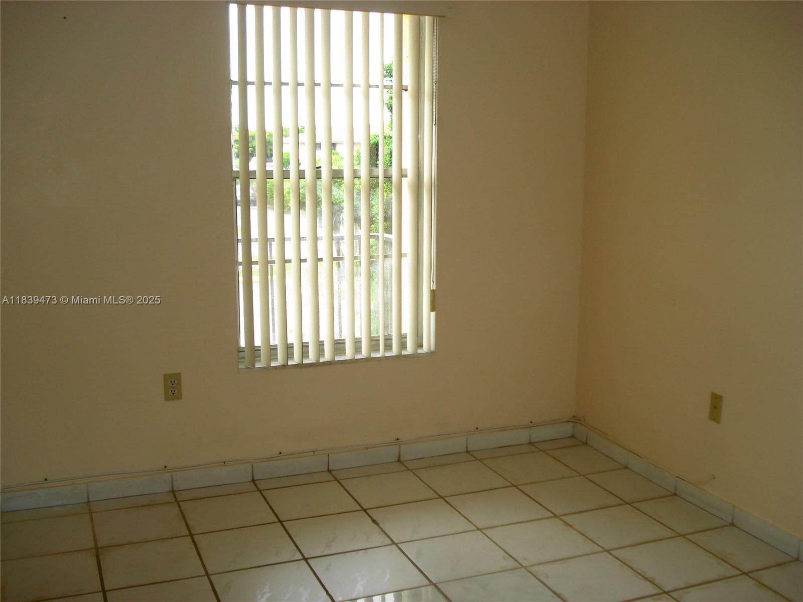 5755 W 20 Ave # 206, Hialeah, FL 33012 photo 11