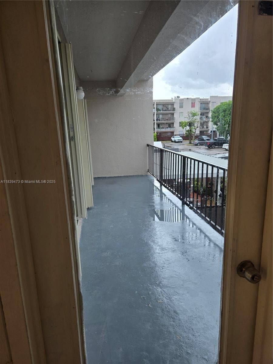 5755 W 20 Ave # 206, Hialeah, FL 33012 photo 8