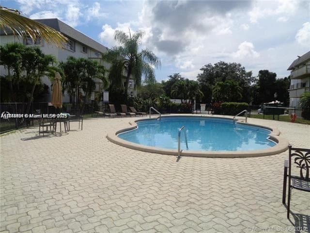 15225 NE 6th Ave # B207, Miami, FL 33162 photo 12