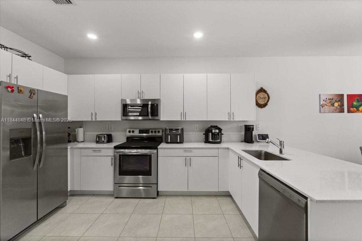 24717 SW 119th Pl, Homestead, FL 33032 photo 9